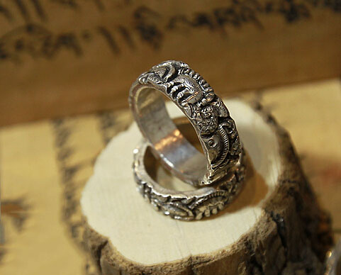 Vintage Style Nepal Handmade Carving 925 Silver Buddhist Guardians Ring